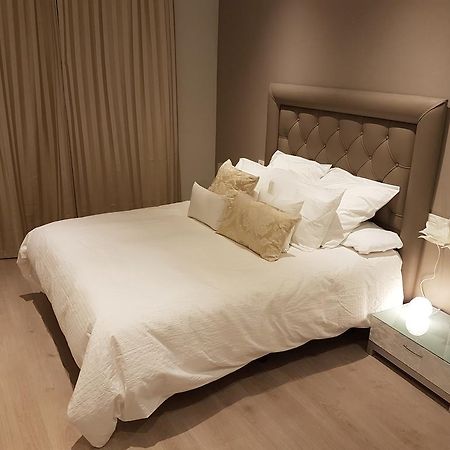 Apartamento GranVía4 Granada Bagian luar foto