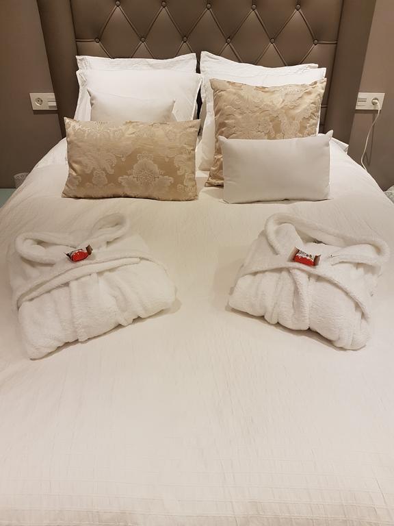Apartamento GranVía4 Granada Bagian luar foto