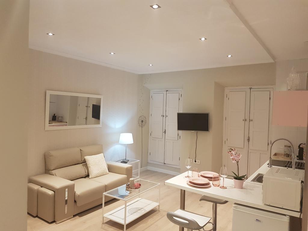 Apartamento GranVía4 Granada Bagian luar foto